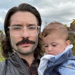 Meet your Posher, Nikolas